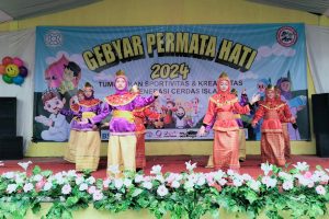 gebyar11