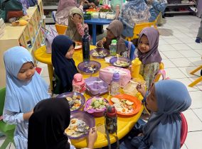 Makan Bersama di TK B1 Permata Hati – 9 Oktober 2025