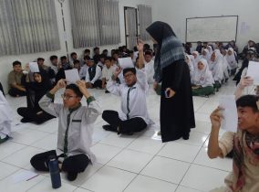 Peringatan Isra’ Mi’raj di SMP Islam Permata Hati