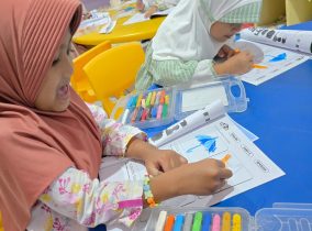 Belajar Bahasa Inggris Jadi Seru di TK A Permata Hati