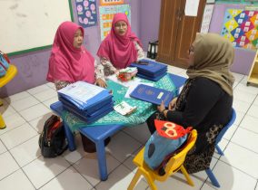 Pembagian Rapor semester 2 Tahun Ajaran 2025/2026 KB/TK Islam Permata Hati
